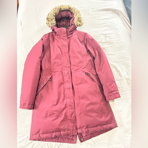 The North Face Jackets & Blazers - Burgundy Dryvent Northface winter coat size large